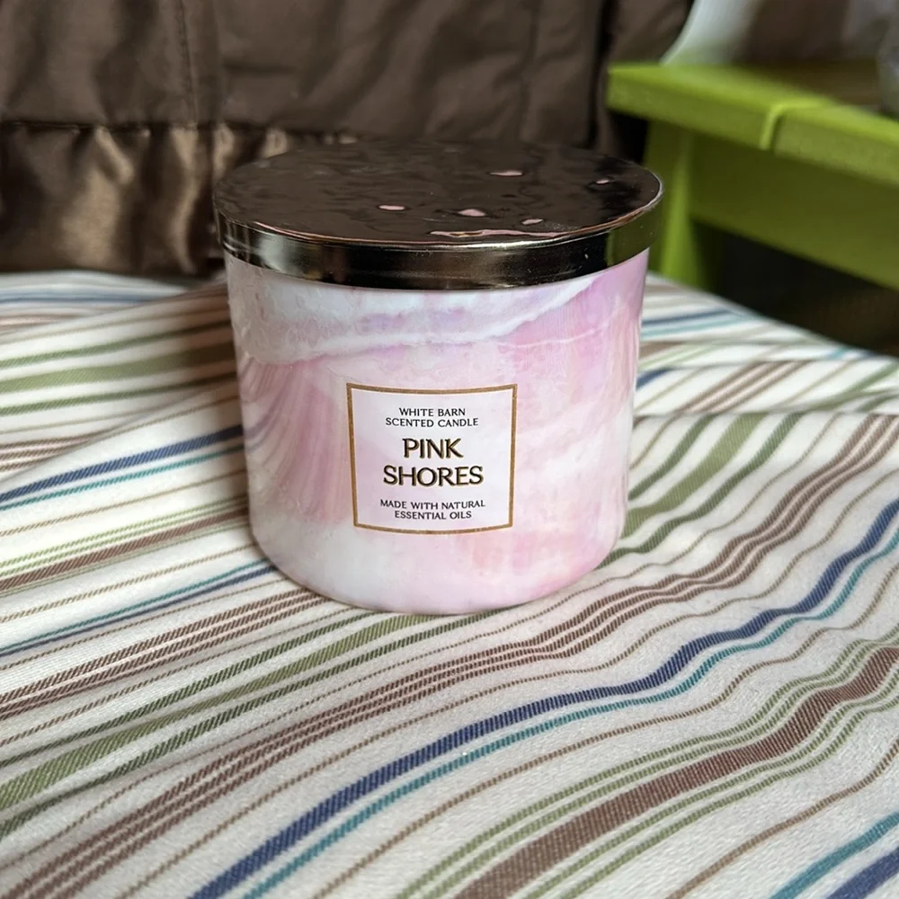 White Barn Pink Shores 3 Wick Candle
